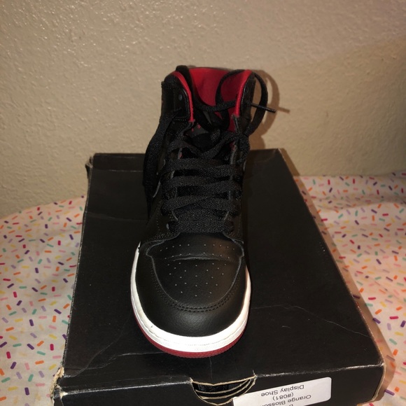 Air Jordan 1 - Picture 3 of 3